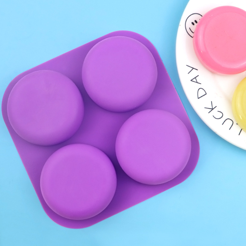 Soap Making Process - Moule en silicone rond à 4