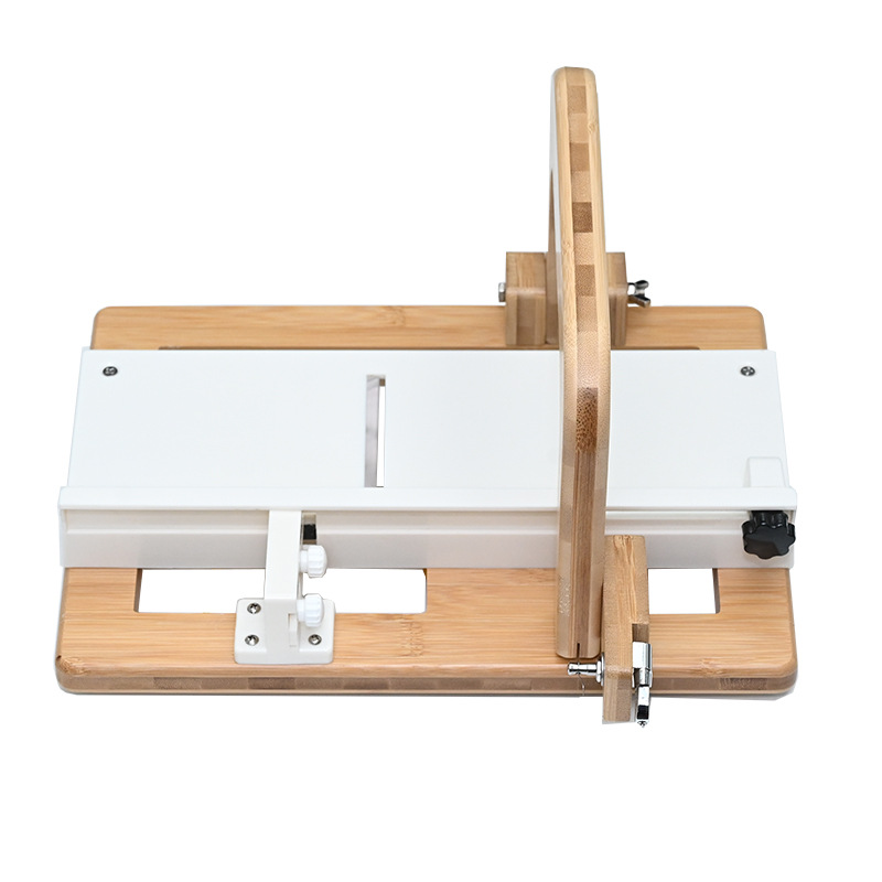 Soap Making Process - Plan de travail tout-en-un pour la