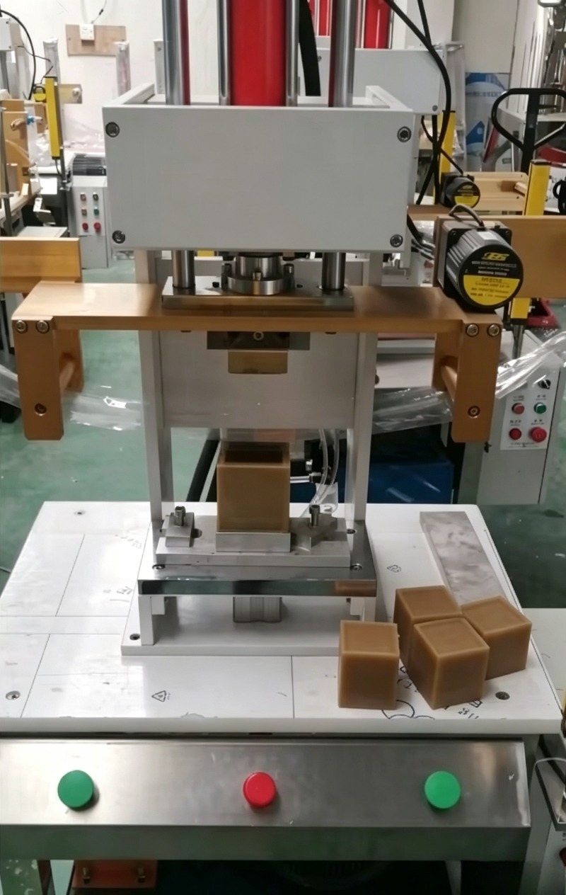 Machine de fabrication de savo - Soap Making Process avis et prix