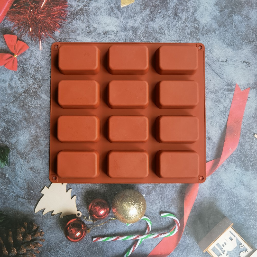 Moule en silicone à 12 cavités - Soap Making Lye avis et prix